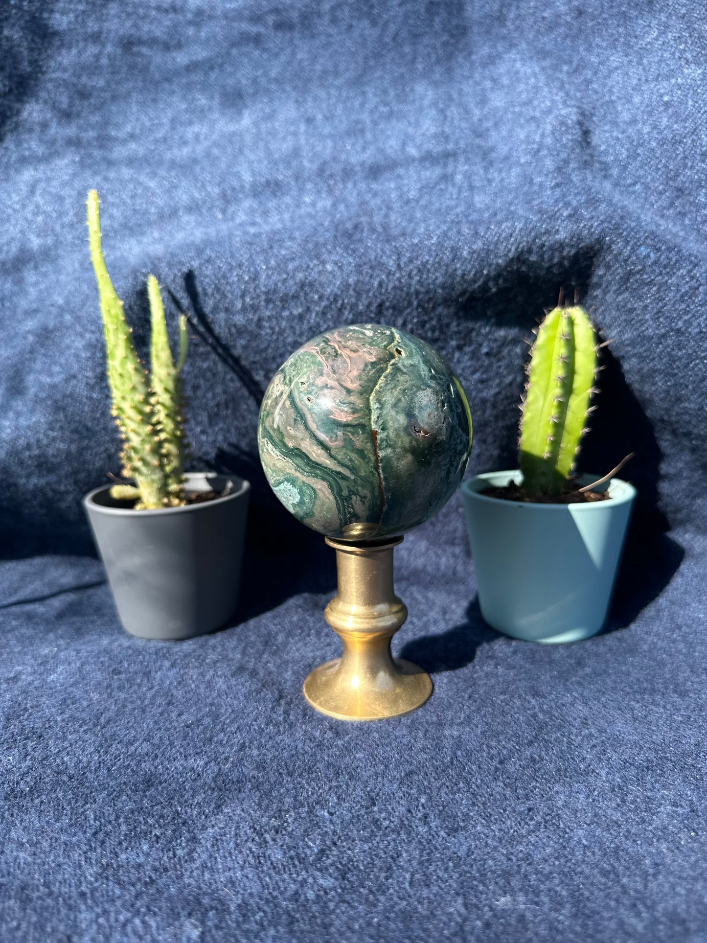 Natural Moss Agate Crystal Sphere – 3" Polished Green Stone for Healing, Meditation & Décor (1.1 lbs))